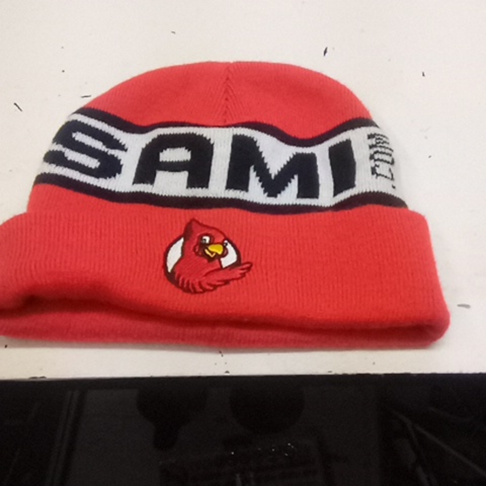 Sami.com beanie red white and black